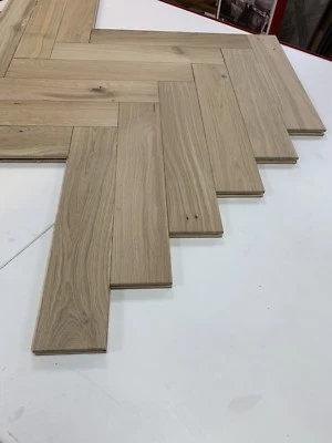 Roble espiga 20/6 X 100 X 500 grado ABCD FLR 46,99 £ por M2 IVA incluido Foto 1 de 4