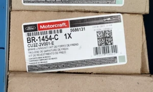 NEW OEM FORD Motorcraft Disc Brake Pad Set BR-1454-C CU2Z-2V001-E - Picture 1 of 1