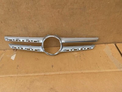 16 17 18 MERCEDES BENZ CLASE E PARRILLA PARRILLA E300 E400 SEDÁN OEM A2138880160 Foto 1 de 4