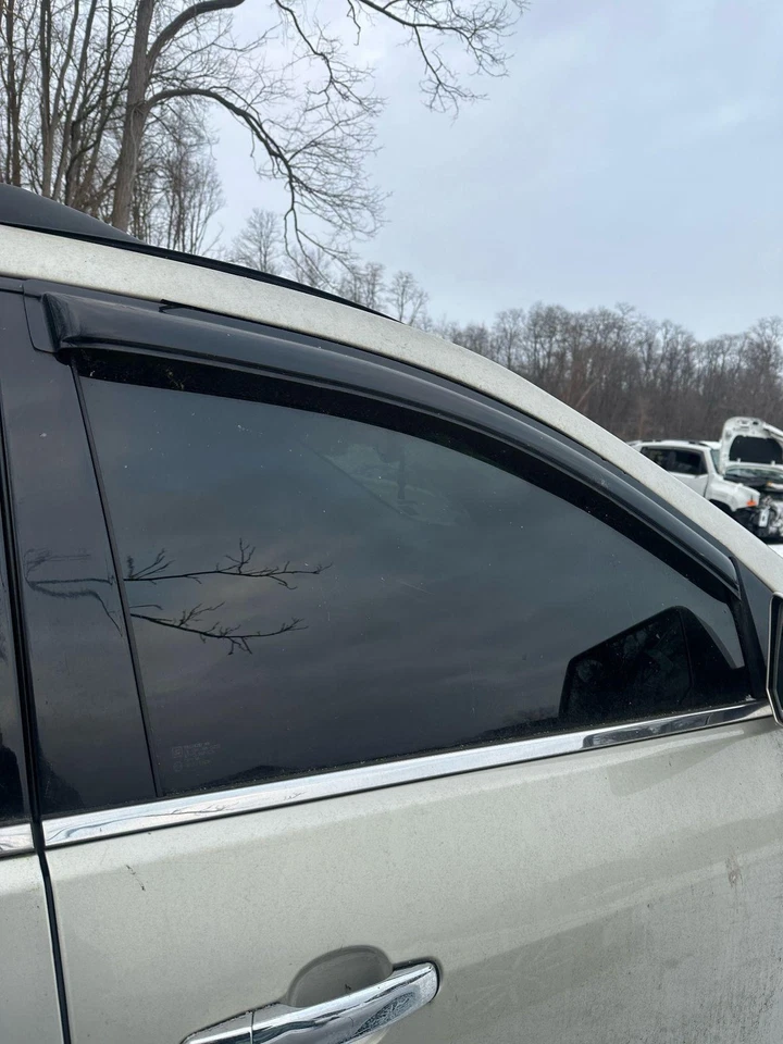 Front Door Window Glass 2007 - 2017 GMC ACADIA Right Passenger RH Passenger — 第 1/1 张图片