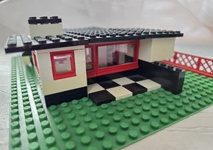 LEGO LEGOLAND 345 : Bungalow mit Kfz - Bild 1 von 7