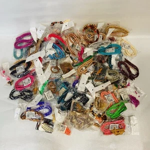 🌟9.7 Lbs Huge Lot Wooden Beads Wood Pendants Jewelry Making & Crafting Supplies - Bild 1 von 7