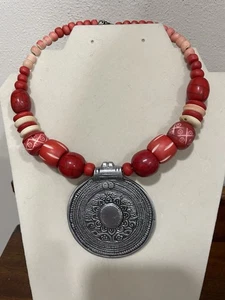 Red Stone Tribal Spring Collar Necklace with Large Round Metal Pendant - Picture 1 of 7