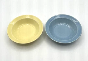Taylor Smith and Taylor LuRay Pastels Set of 2 Fruit Bowls 5 1/2" Yellow Blue - Picture 1 of 3