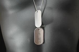 ETIQUETAS DE PERRO MILITAR GENUINAS EN RELIEVE, HECHAS EN MÁQUINA MILITAR--USMMA #BEKP BEAT C - Imagen 1 de 4