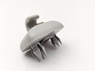 AUDI A4 A5 S4 S5 2018-2023 CLIP PARASOL OEM STAR SILVER 8W0857562A Foto 1 de 3