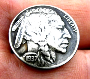 Auténtico broche broche de etiqueta de moneda de níquel indio Buffalo 1937 vintage bonito regalo  - Imagen 1 de 4