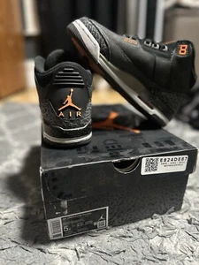 Size 5 - Jordan 3 Retro 2023 Mid Fear - Picture 1 of 5