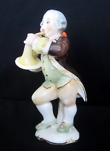 HUTSCHENREUTHER SELB GERMANY MUSICIAN PLAYING HORN PORCELAIN FIGURINE MINT - Picture 1 of 9