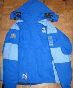 Chaqueta Olímpica Oficial del Personal Voluntario Vancouver 2010 Grande Nueva - Imagen 1 de 1