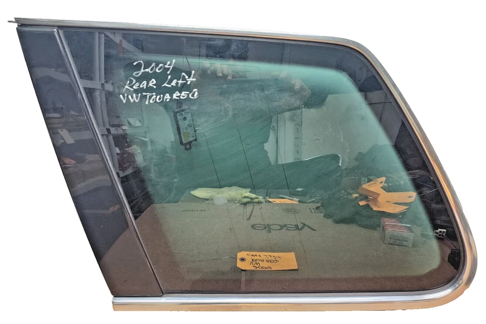 Volkswagen Touareg 2004-2007 cuarto trasero izquierdo ventilación ventana vidrio lado del conductor OEM Foto 1 de 4