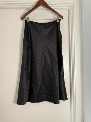 NUEVO CON ETIQUETAS Mujer XL SIDRA Negro Satén Básico Cremallera Midi Falda Fiesta Oficina Gótico Todos los Días Foto 1 de 4