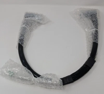 Gabinete de batería UPS GXT5CABLE72V1 1 ft cable vertical Liebert Foto 1 de 3