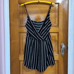 Black White Striped Short Romper Women’s Size US Large - Picture 1 of 8