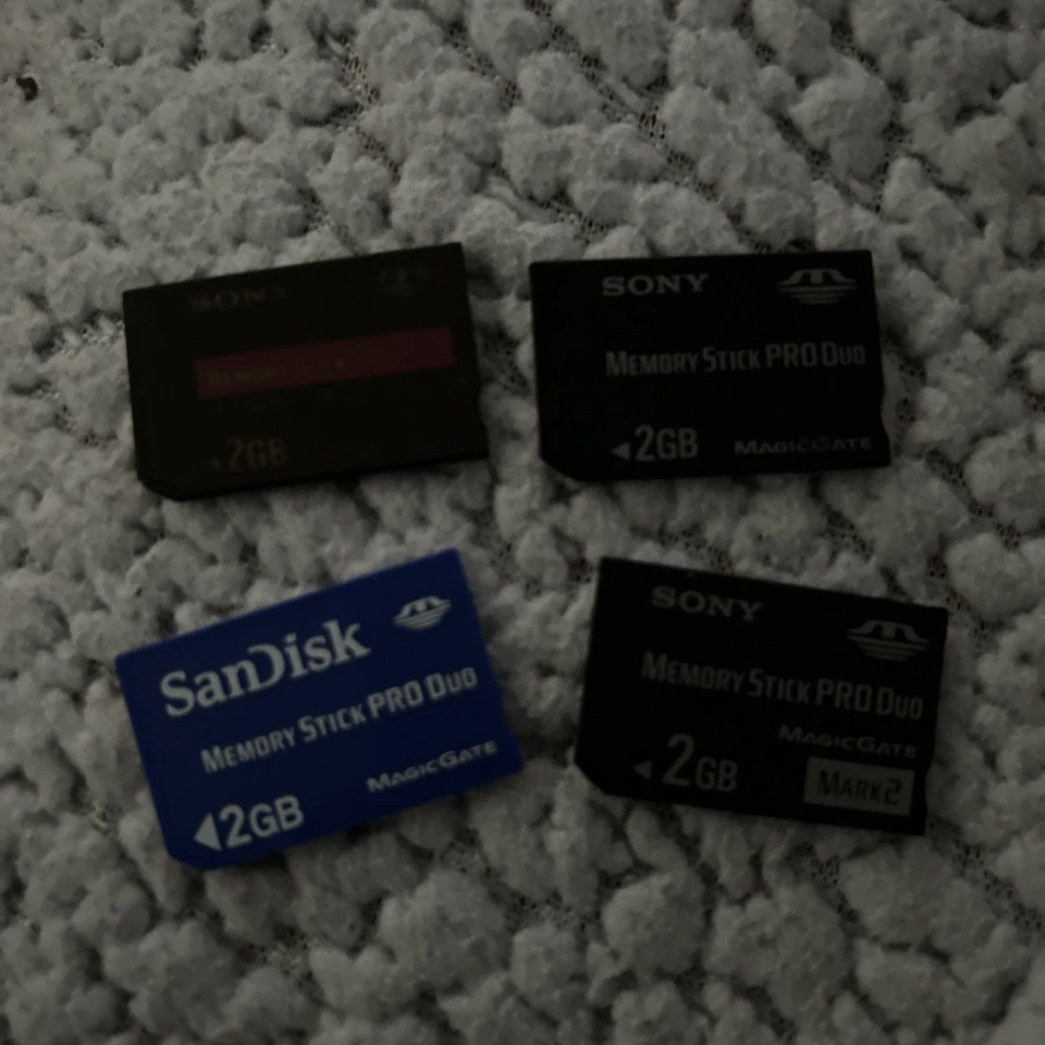Set 4 Sony Memory Stick Pro Duo 2gb - Image 1 of 1