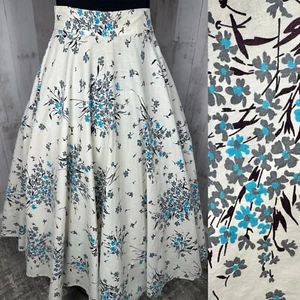 Vintage 1950s Skirt White Cotton Floral Full Circle Rockabilly Pinup Jrs Small - Picture 1 of 13