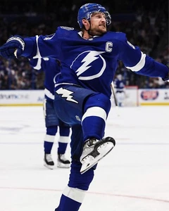 Steve Stamkos Playoff Goal Celly Tampa Bay Lightning 8x10 NHL Hockey Photo - Picture 1 of 1