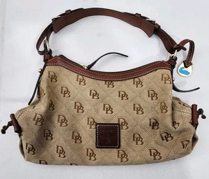 Bolso Cartera Vintage Dooney & Bourke Signature Jacquard Cremallera Hobo Logo Marrón K655 - Imagen 1 de 19