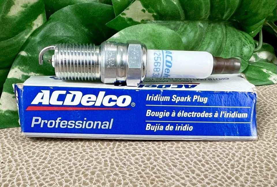 ACDelco Pro. Bujía de iridio para Buick Chevy Olds 1996-2008. Pontiac 41-101 Foto 1 de 4
