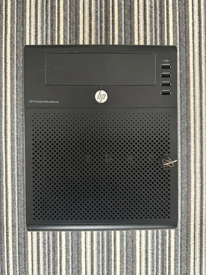 HP ProLiant N40L MicroServer Home/Small Office Server 120GB SSD 8GB RAM RAID - Image 1 of 3