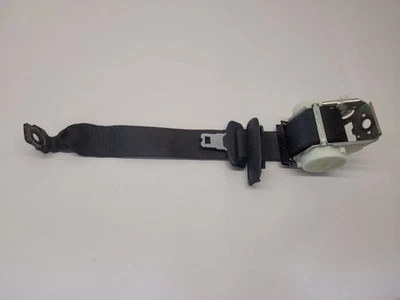 2015 16 2017 CHRYSLER 200 CENTER REAR SEAT BELT RETRACTOR - Изображение 1 из 4