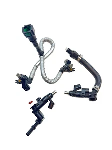 KTM 1290 Superduke R 2020 - 2023 Benzin Injektor Einspritzdüse Satz 60341023144 - Bild 1 von 19