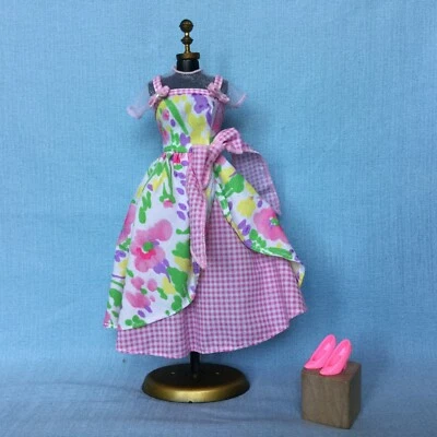 Muñeca Barbie Spring Country Garden Vestido/Traje - Años 90 De Colección, Edición Avon Foto 1 de 2