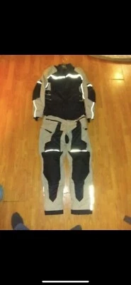 chaqueta moto Foto 1 de 3