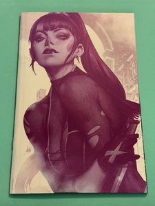 2023 Batman Vol. 3 #134E Artgerm Incentive Foil Variant 1:50 - Picture 1 of 10