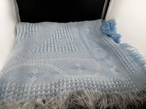 Vtg Baby Security Blanket Bumble Bee Design Blue White Fringed Woven Acrylic - Picture 1 of 8