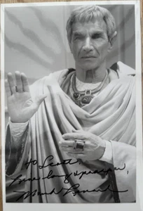 Mark Lenard Signed 10 X 7 Photo Star Trek Sarek Vulcan Ambassador - Picture 1 of 3