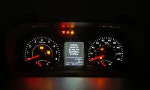 2015 TOYOTA SIENNA USED DASHBOARD INSTRUMENT CLUSTER FOR SALE (KM/H)