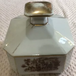 Fox Hunt Hunting Square Lidded Porcelain Dresser Box - Picture 1 of 9