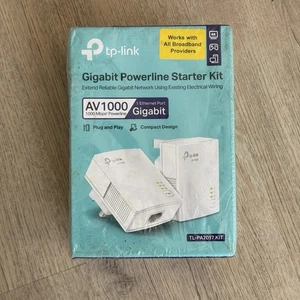 TP-Link AV1000 Powerline Ethernet Adapter Kit (2 Pin EU Plug) 1000Mbps @ Home - Photo 1/6