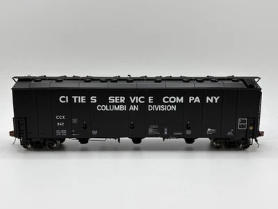 HO Scaletrains Rivet Counter SXT30265 Thrall 5750cf Carbon Black Hopper CCX #842 - Image 1 of 4