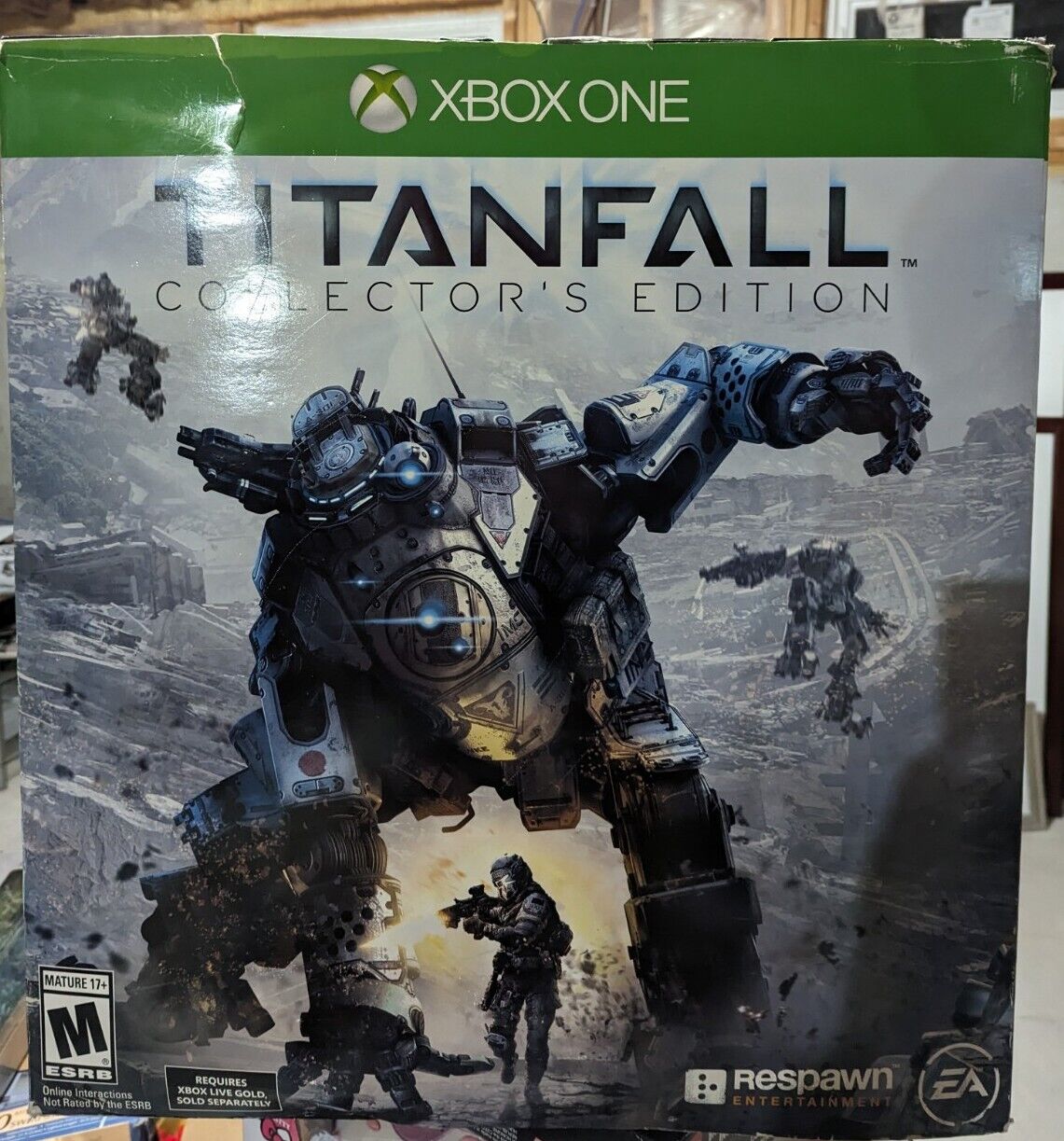 Titanfall -- Collector's Edition (Microsoft Xbox One, 2014) Brand New