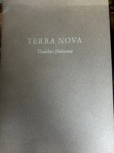 RARE Signed Copy! Terra Nova by Thaddeus Holownia-Beached Great Whale 6p W Photo - Foto 1 di 7
