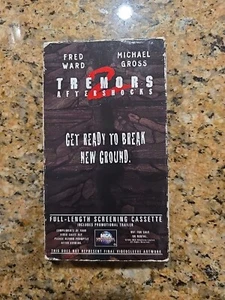 Tremors 2 Aftershocks Fred Ward Michael Gross Screener VHS Promo Horror - Imagen 1 de 3