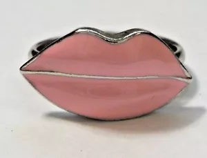 Anillo ajustable banda tono plata labios rosa - Imagen 1 de 4