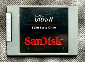 SanDisk Ultra II 960GB SATA 3 6Gbs 2.5" SDSSDHII-960G Solid State Drive - Picture 1 of 2