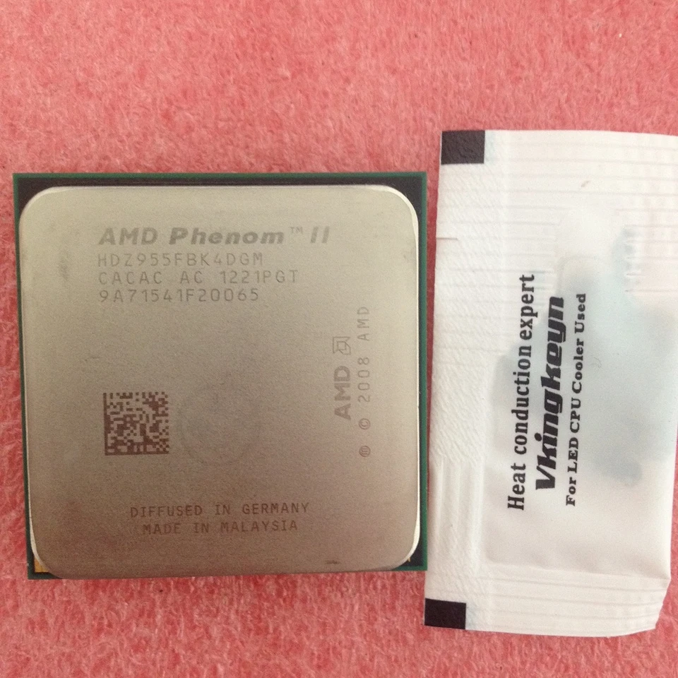 AMD CPU Phenom II-X4 955 HDX955FBK4DGM 3.2GHz Socket AM3 AM2+ CPU Processor  - Image 1 of 2
