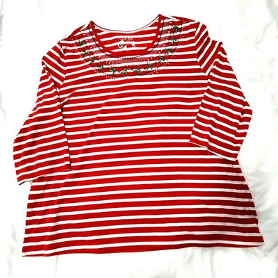 Camiseta Coral Bay Navidad Tachonada Rayas Rojas Ligera Bordada Mujer 2X Foto 1 de 4