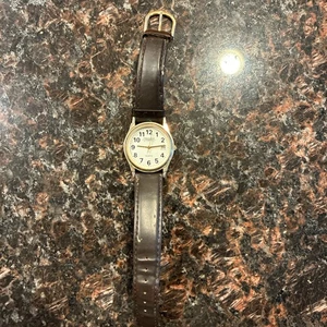 Prestige by Waltham Uhr Herren Easy Reader 33mm Datum Lederband *ungetestet - Bild 1 von 11