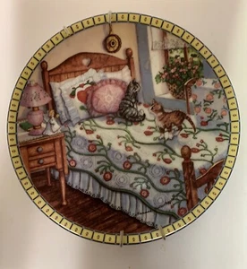 Knowles "A SUNNY SPOT" kittens plate * Hannah Hollister Cozy Country Corners - Picture 1 of 3