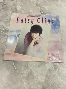 PATSY CLINE - 1988 Vinyl 33rpm LP - DREAMING - Picture 1 of 6