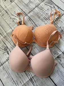 Victoria’s Secret Push Up Bras Size 36C Lot Of 2 - Picture 1 of 4