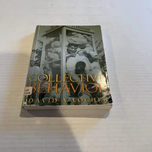 Collective Behavior - Paperback By Locher, David A. - GOOD - Imagen 1 de 4