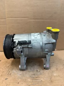 USED OEM AC Compressor 23105946 / 23370609 / 23349752 / 84445507 / 84445509 - Picture 1 of 6