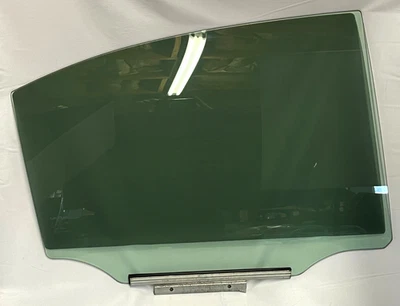 LEXUS IS250/350 2006-2013 puerta trasera derecha del lado del pasajero ventana cristal OEM Foto 1 de 4