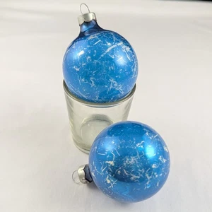 Lote de 2 bolas vintage adorno de Navidad Krebs vidrio azul y plata hecho en EE. UU. 3" - Imagen 1 de 4